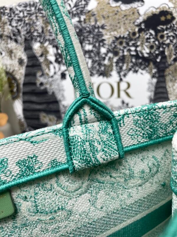 DIOR - Image 7