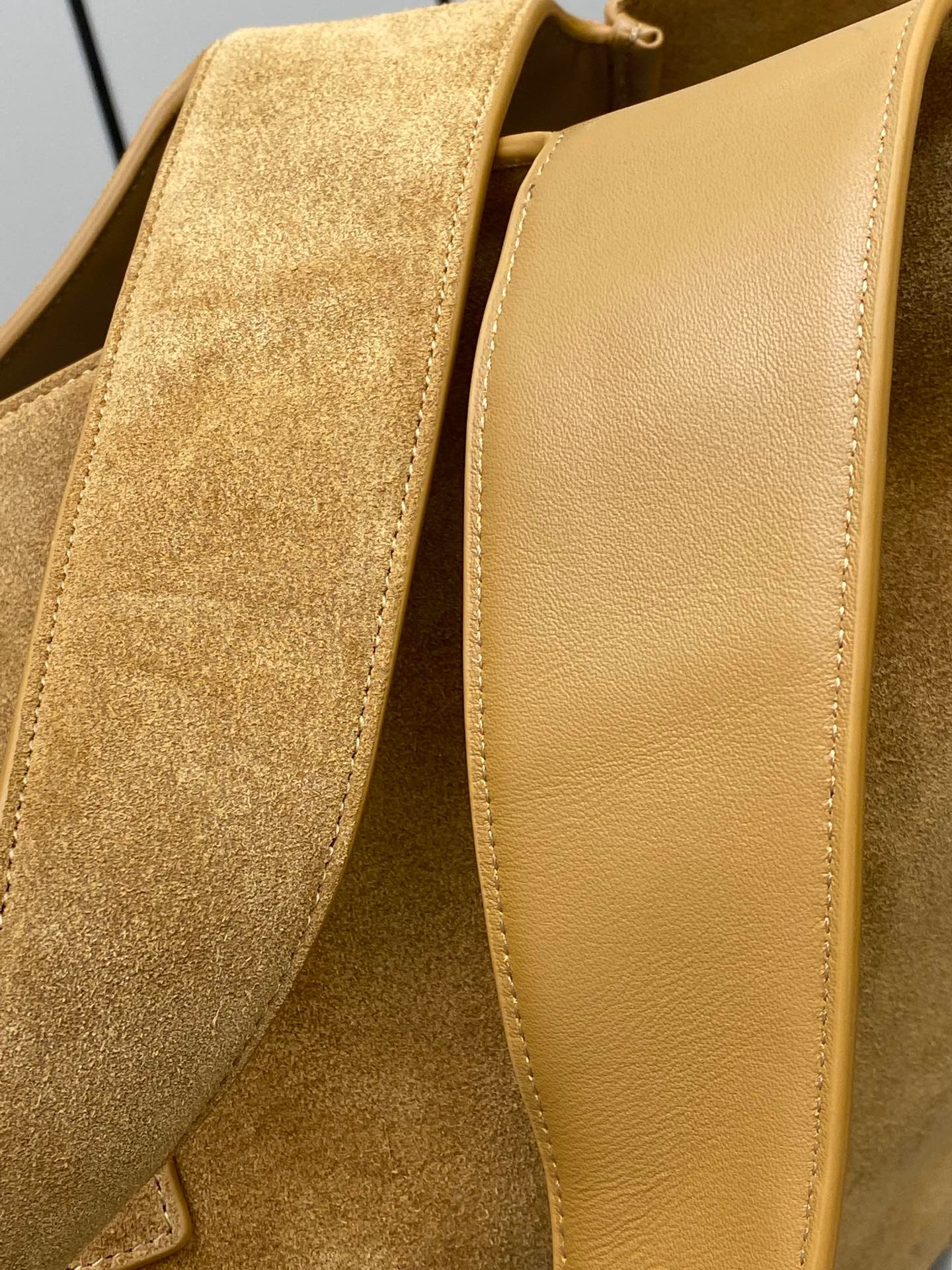 YSL 763435 - Image 7