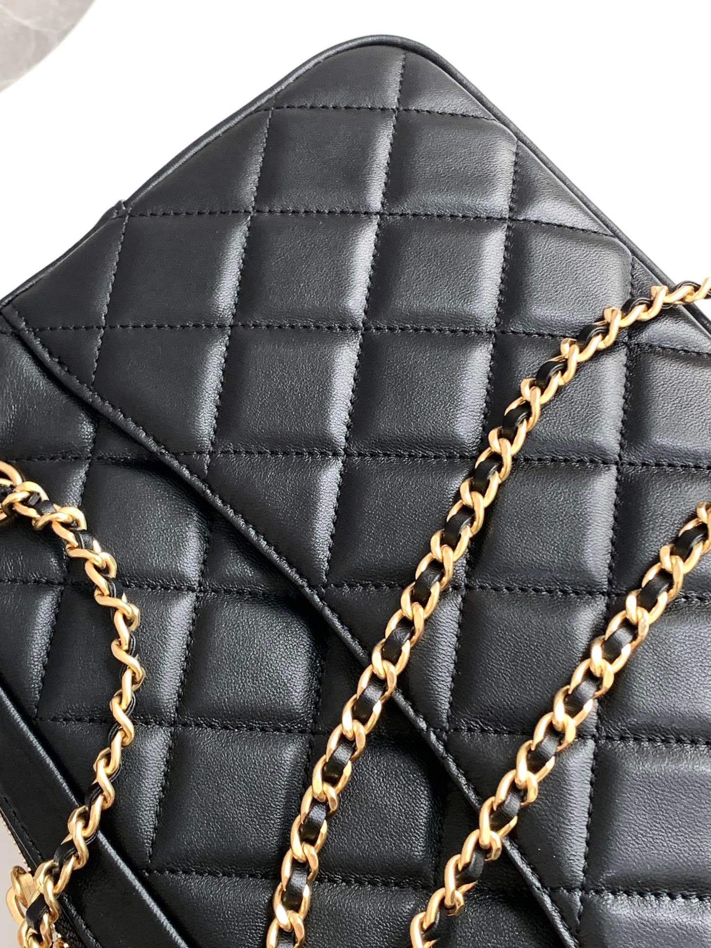 Chanel Bag - Image 5