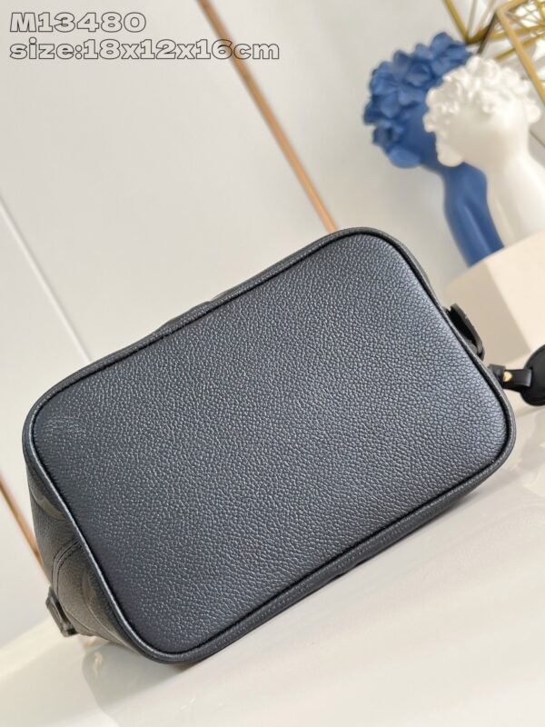 LV  M13480 - Image 7