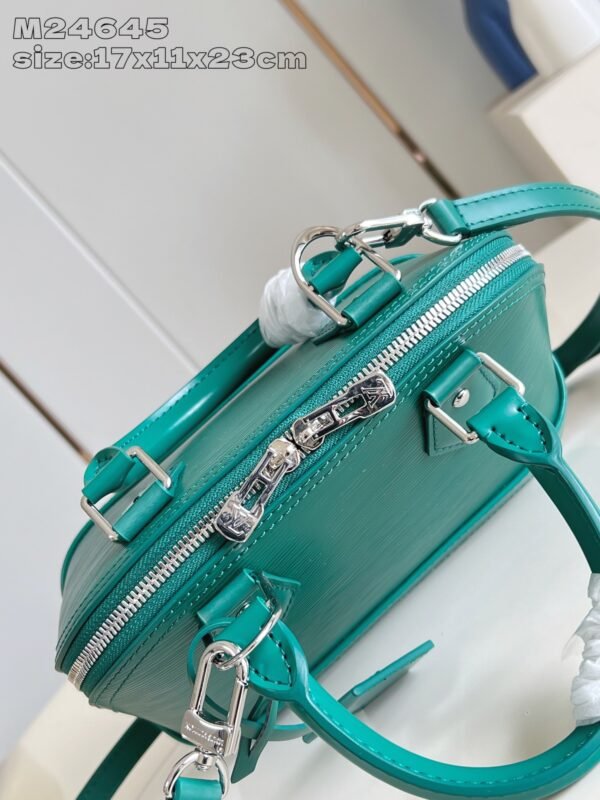 LV  M24625 - Image 7