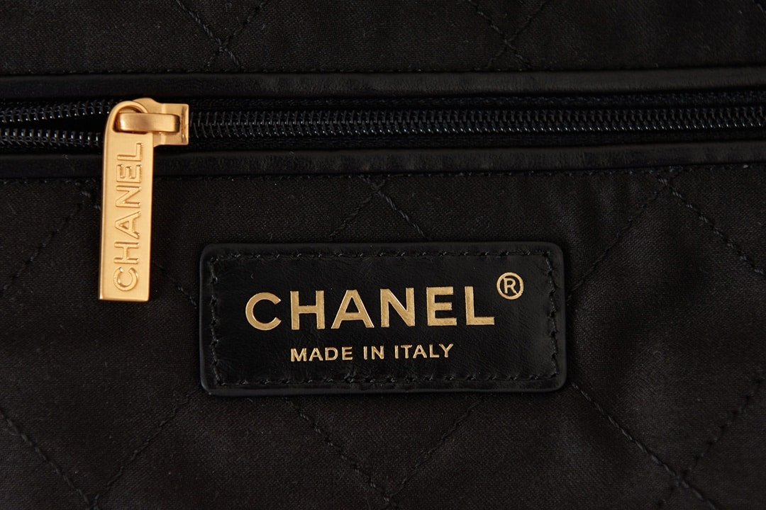 Chanel Bag - Image 2