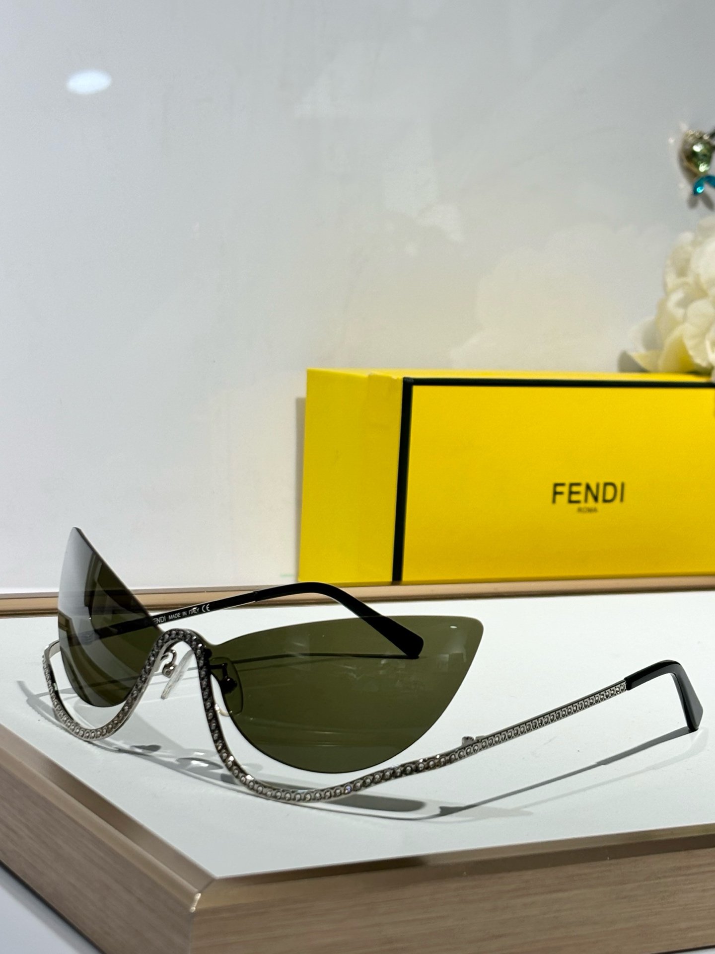 FENDI - Image 2
