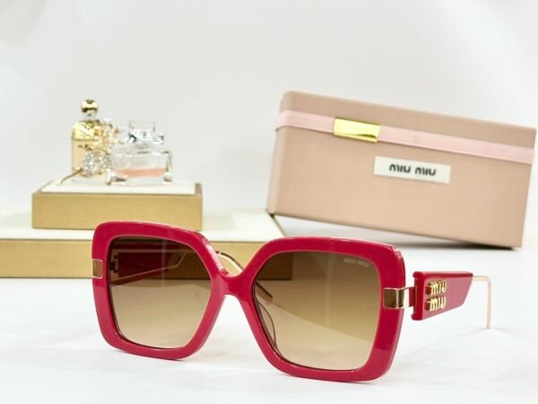 MIU MIU