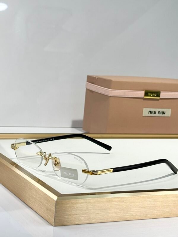 MIU MIU