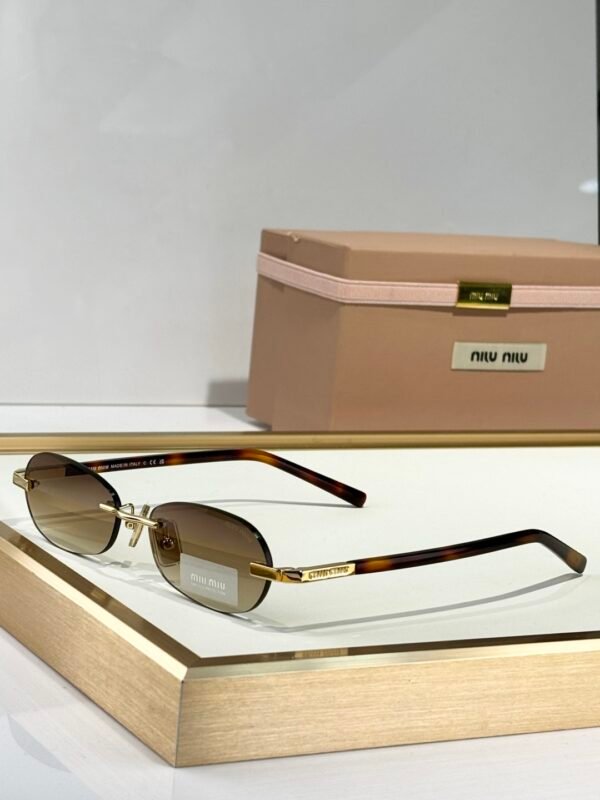 MIU MIU