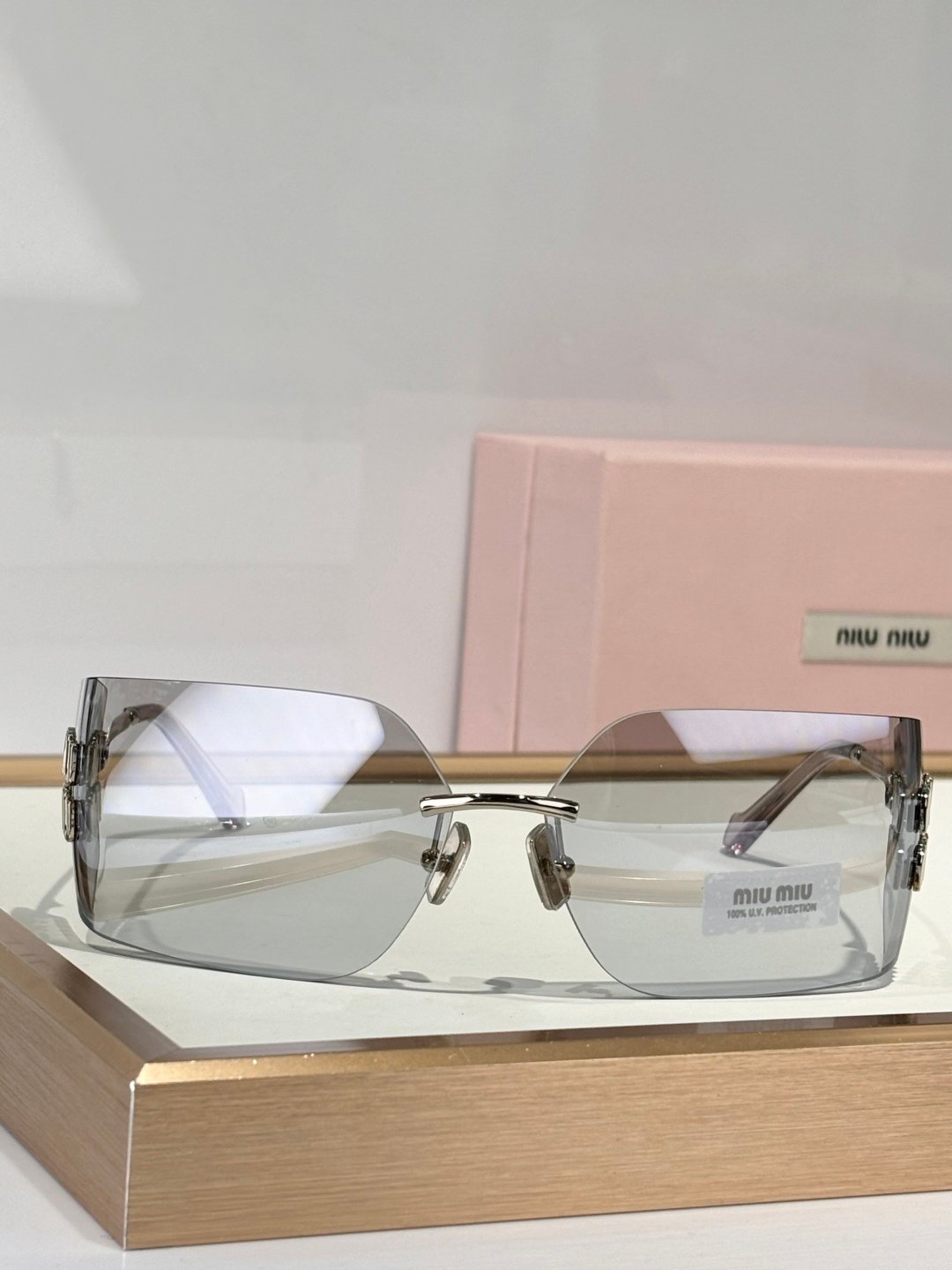 MIU MIU