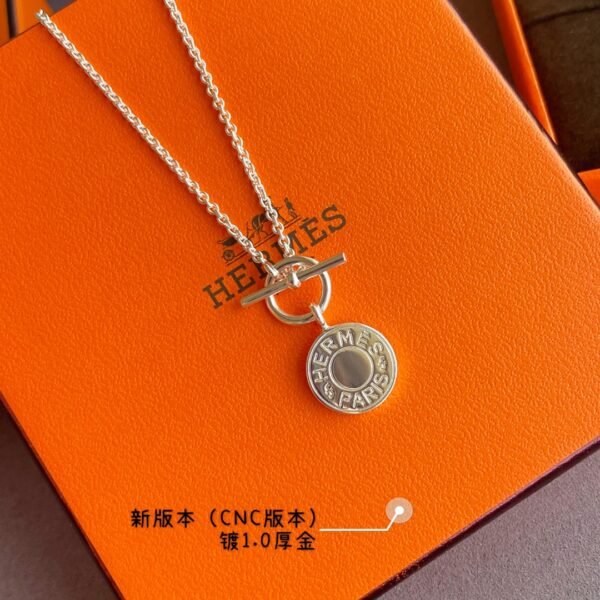 Hermès