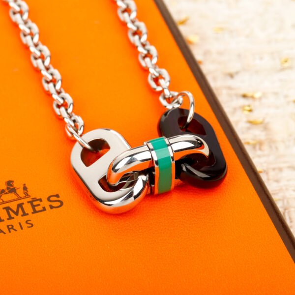Hermès