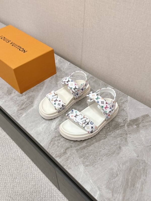 LV women