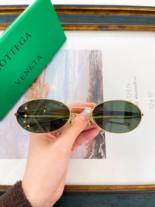 BOTTEGA  VENETA