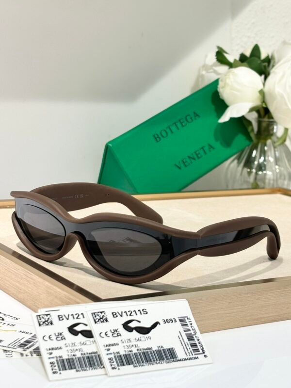 BOTTEGA  VENETA