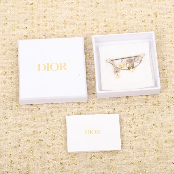 Dior - Image 2