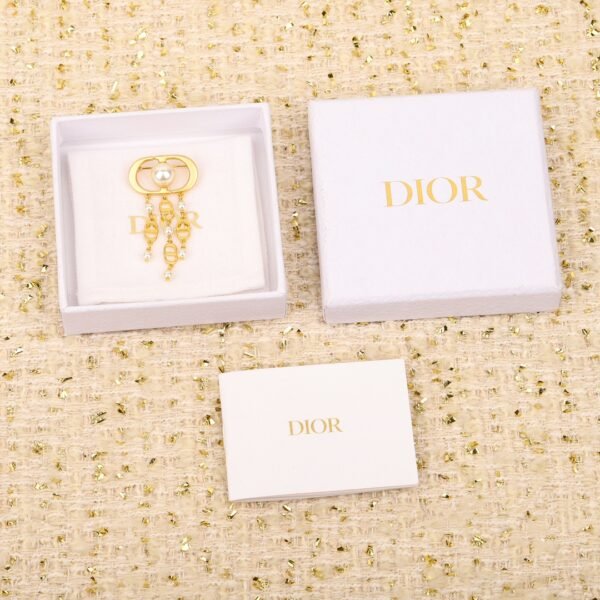 Dior - Image 2