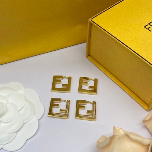 FENDI - Image 2