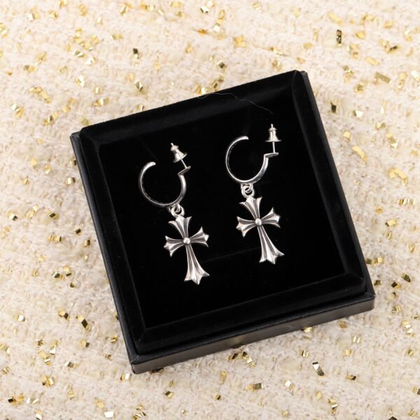 Chrome Hearts