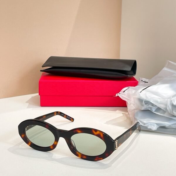 YSL - Image 2