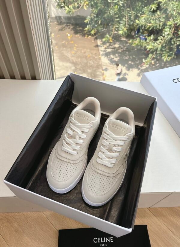 CELINE - Image 2