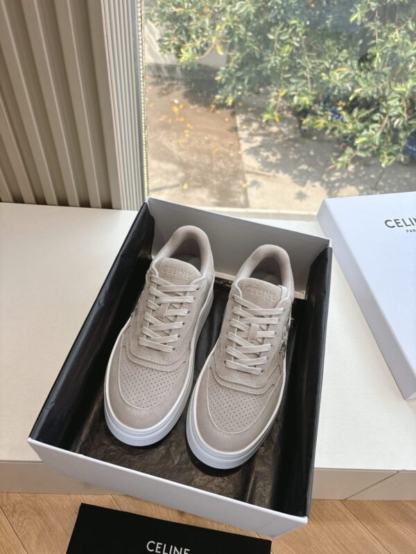 CELINE