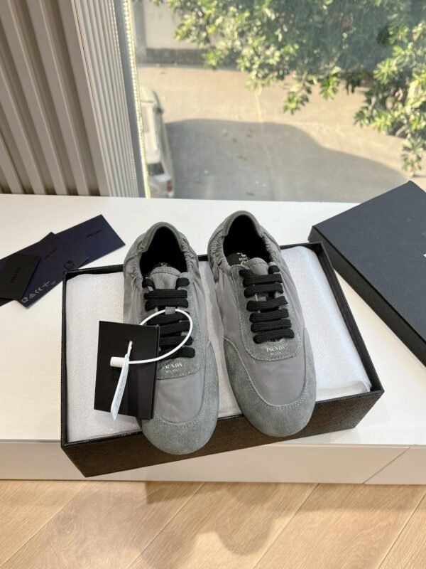 PRADA WOMEN