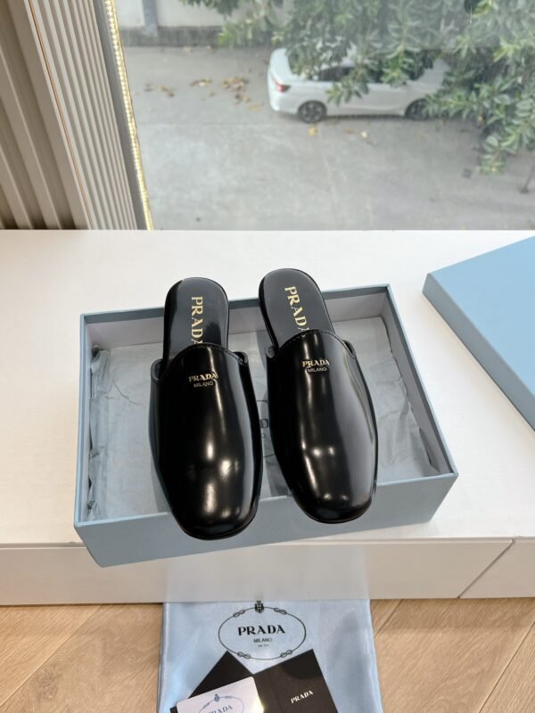PRADA WOMEN