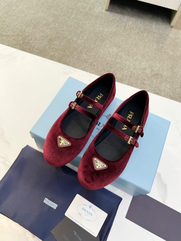 PRADA WOMEN