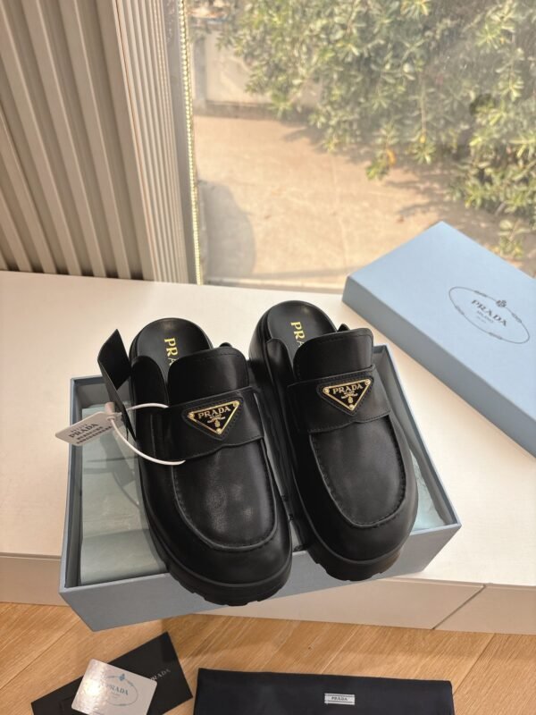 PRADA WOMEN