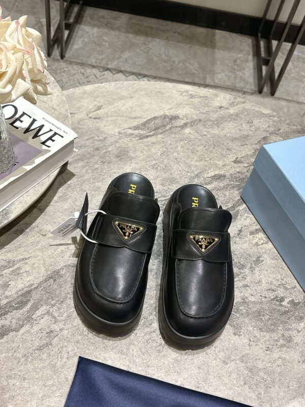 PRADA WOMEN