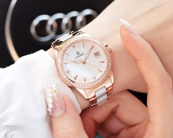 CHANEL