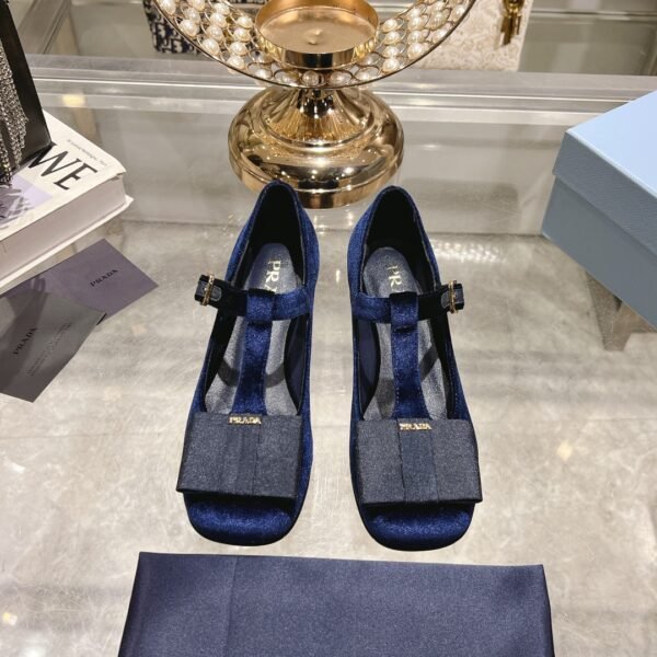 PRADA WOMEN