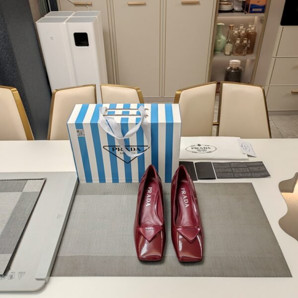 PRADA WOMEN