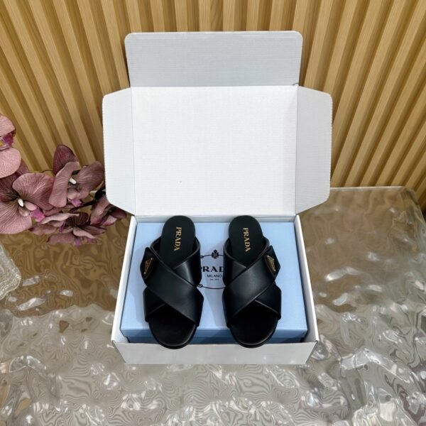 PRADA WOMEN