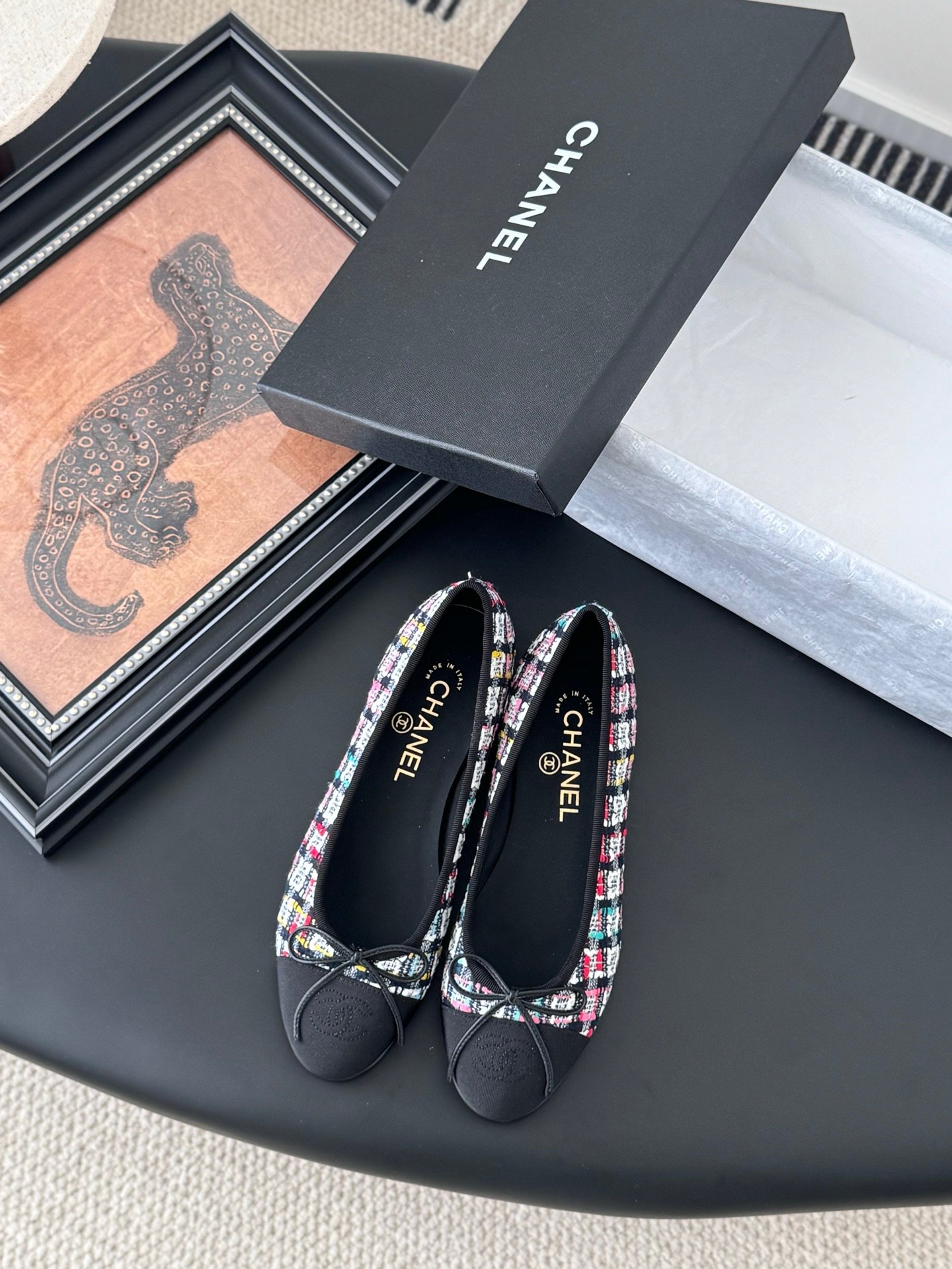 CHANEL Woman