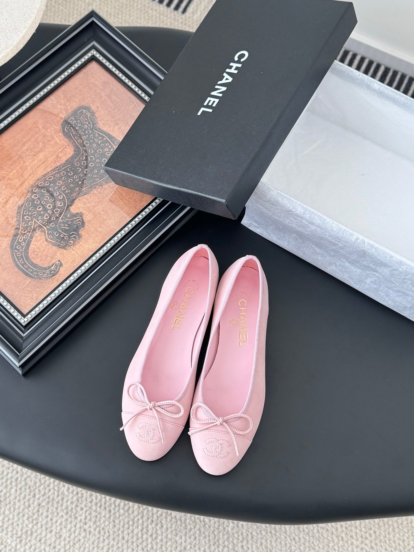 CHANEL Woman