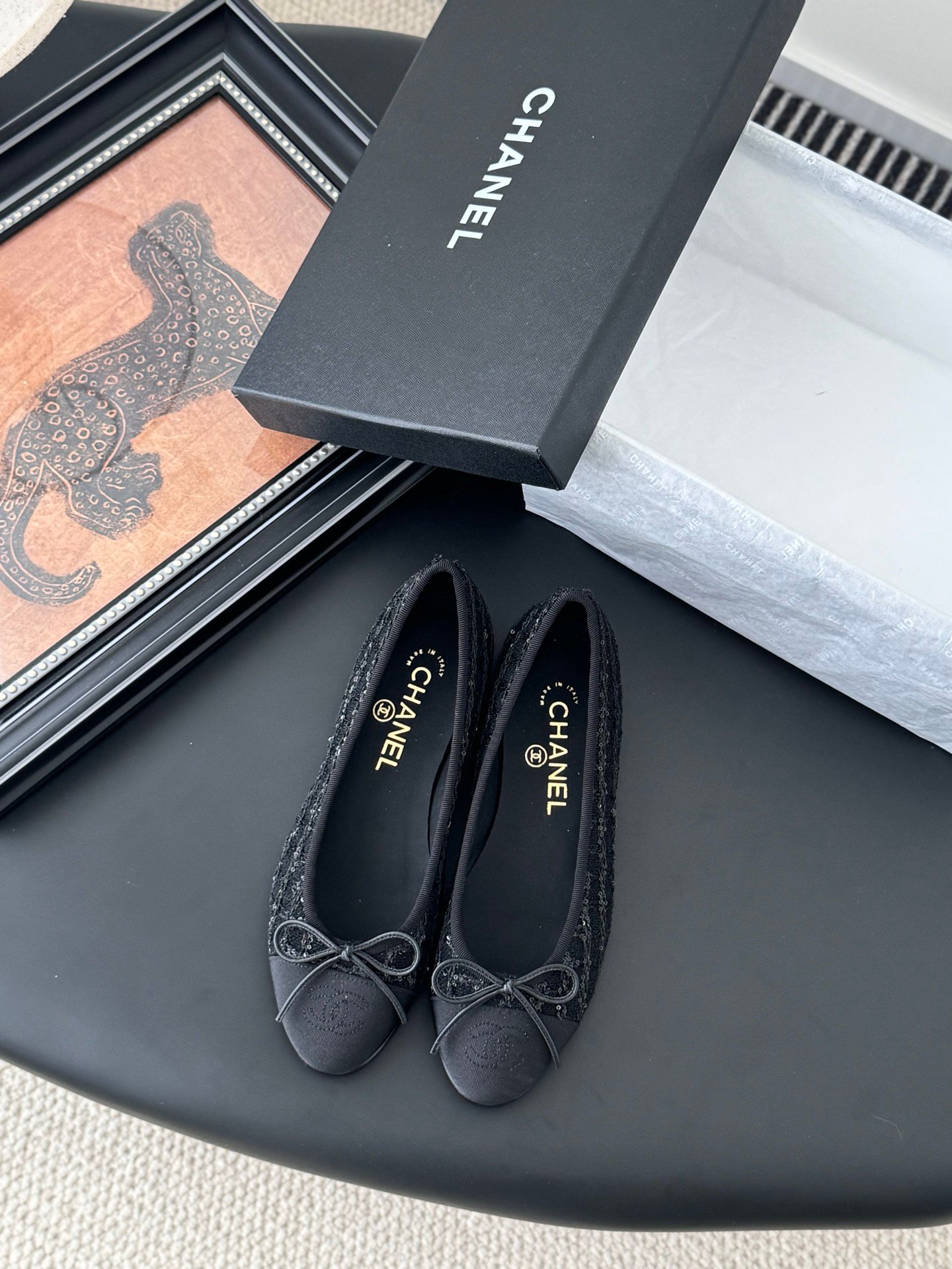 CHANEL Woman