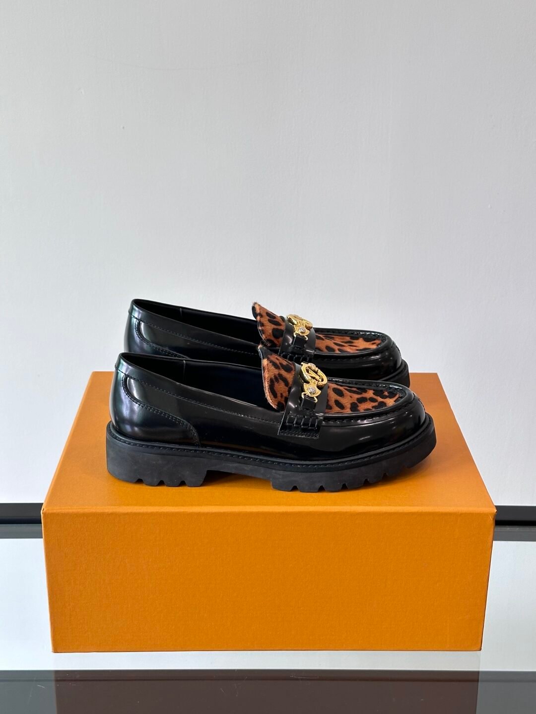 LV MAN