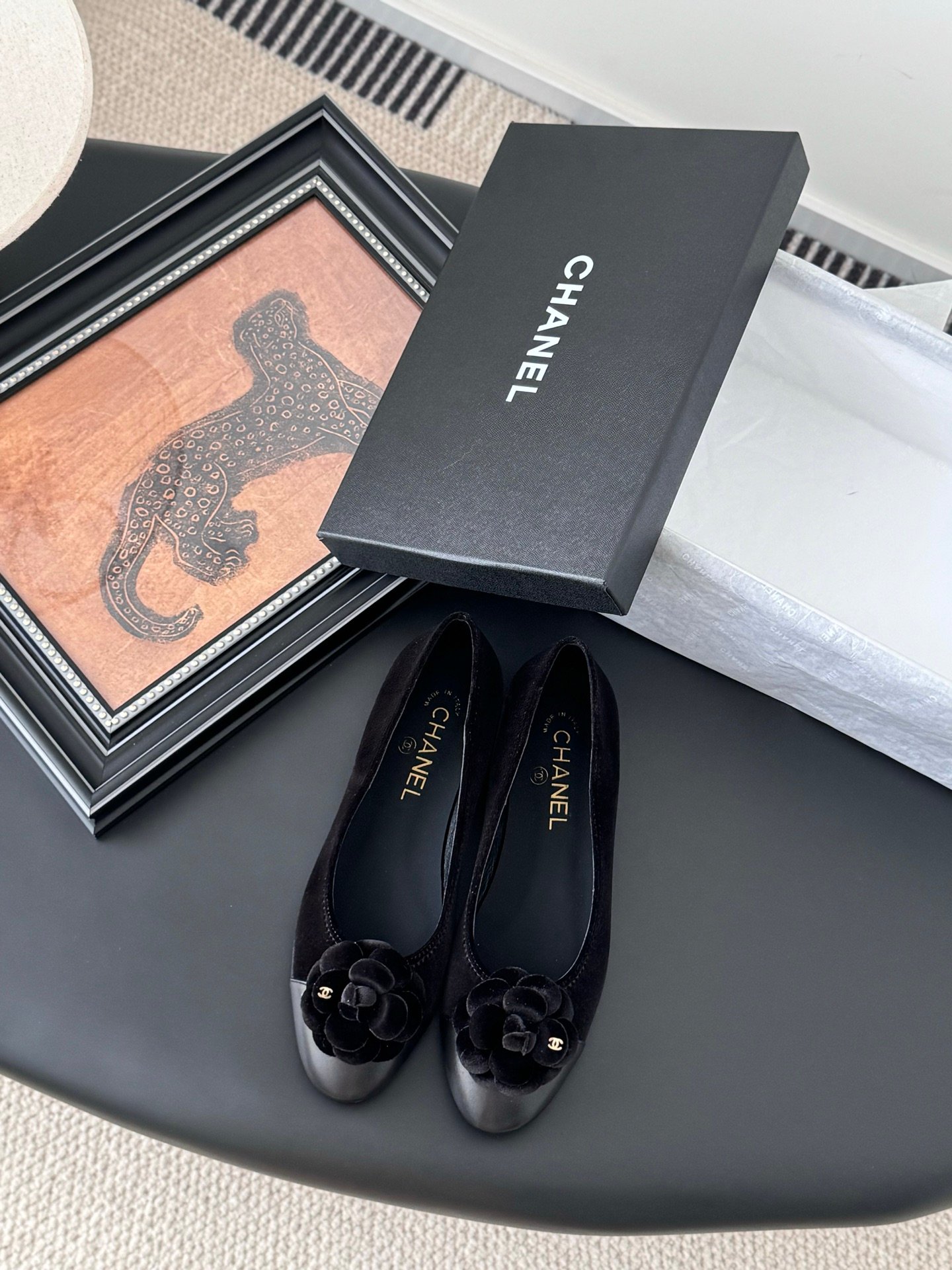 CHANEL Woman