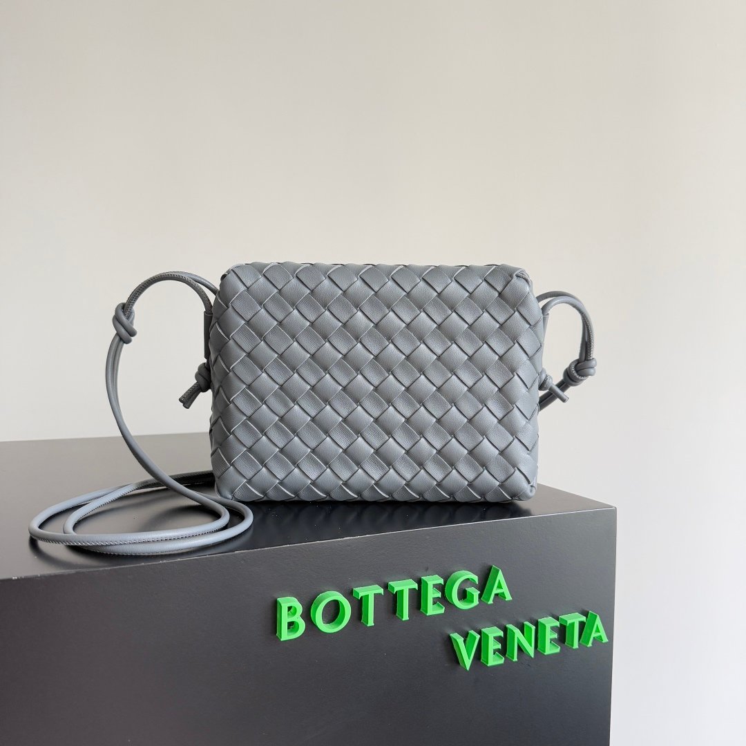 BOTTEGA VENETA