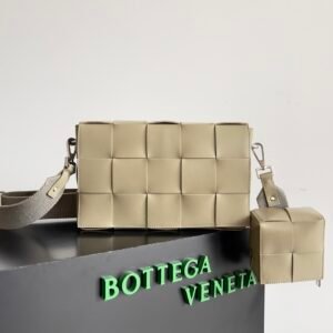 BOTTEGA VENETA