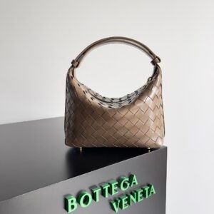 BOTTEGA VENETA