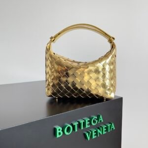 BOTTEGA VENETA