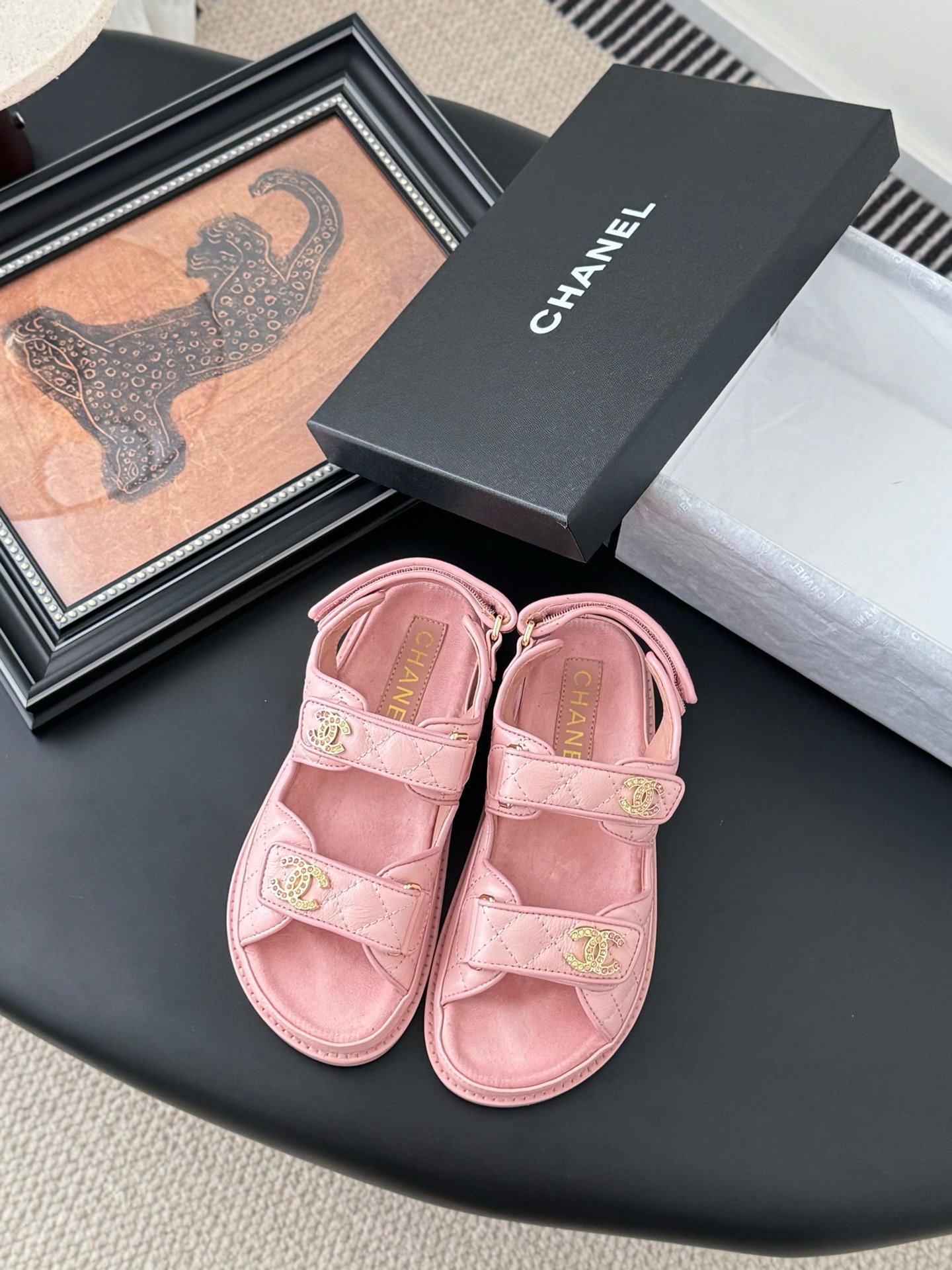 CHANEL Woman
