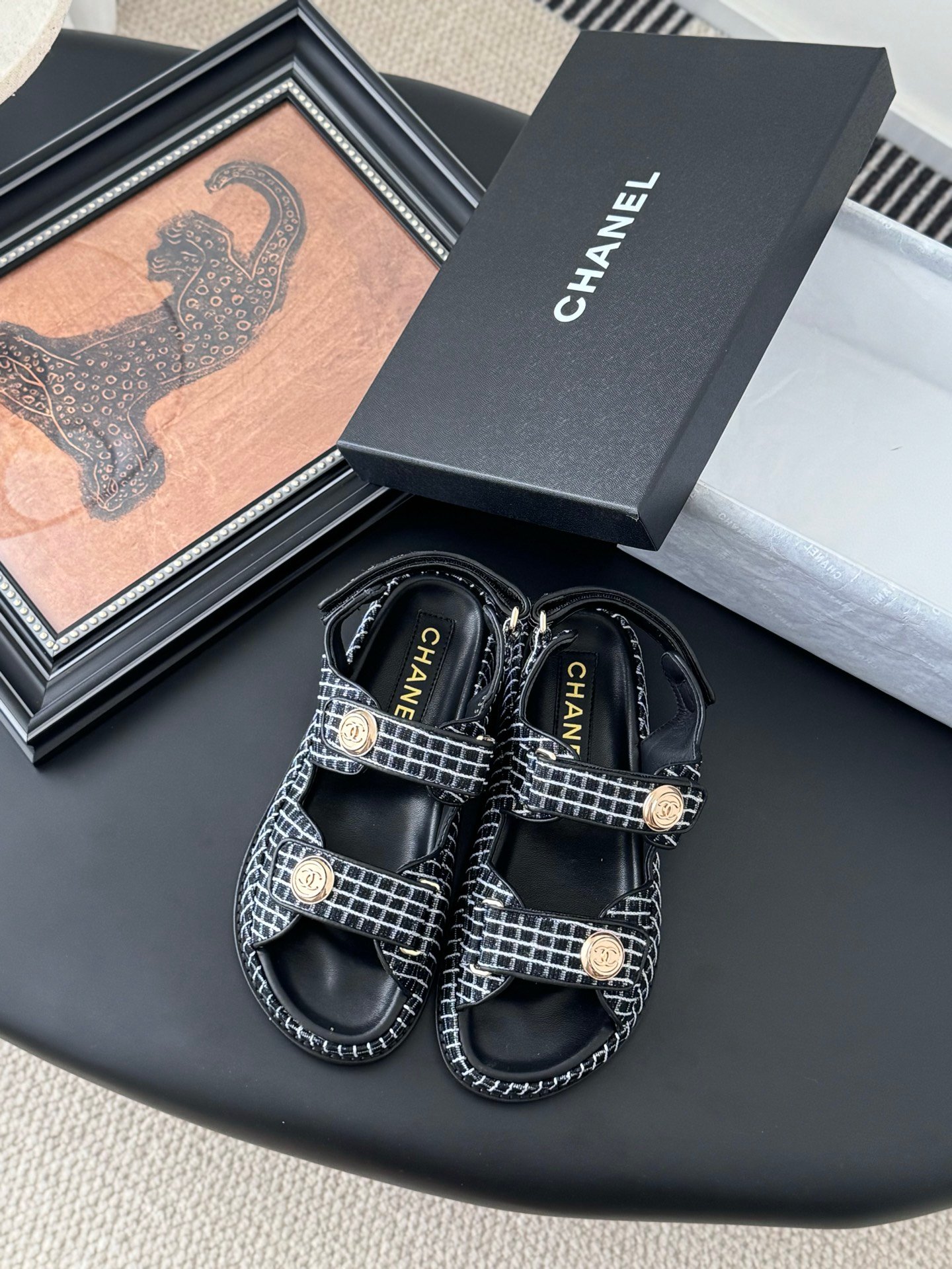 CHANEL Woman