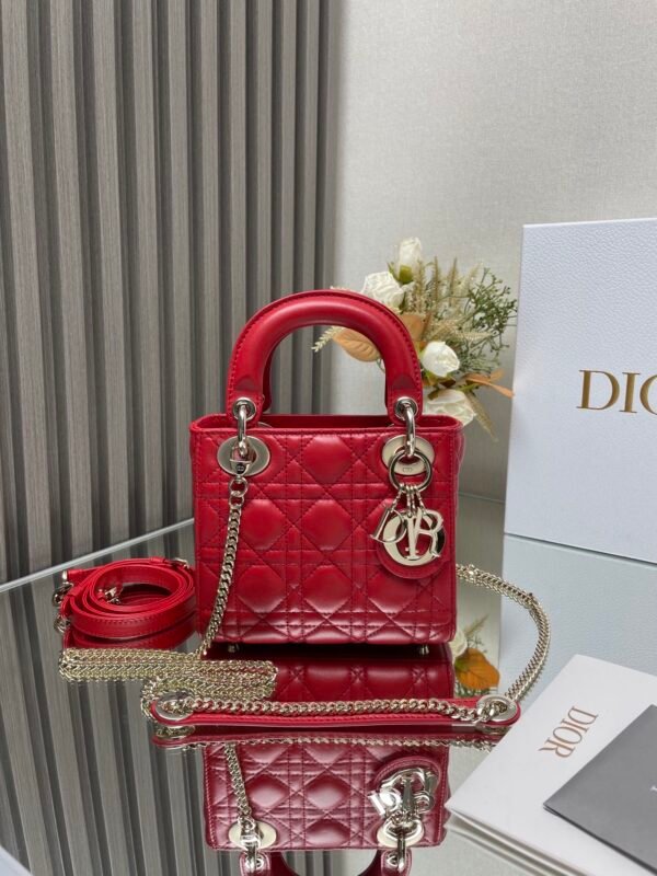 DIOR