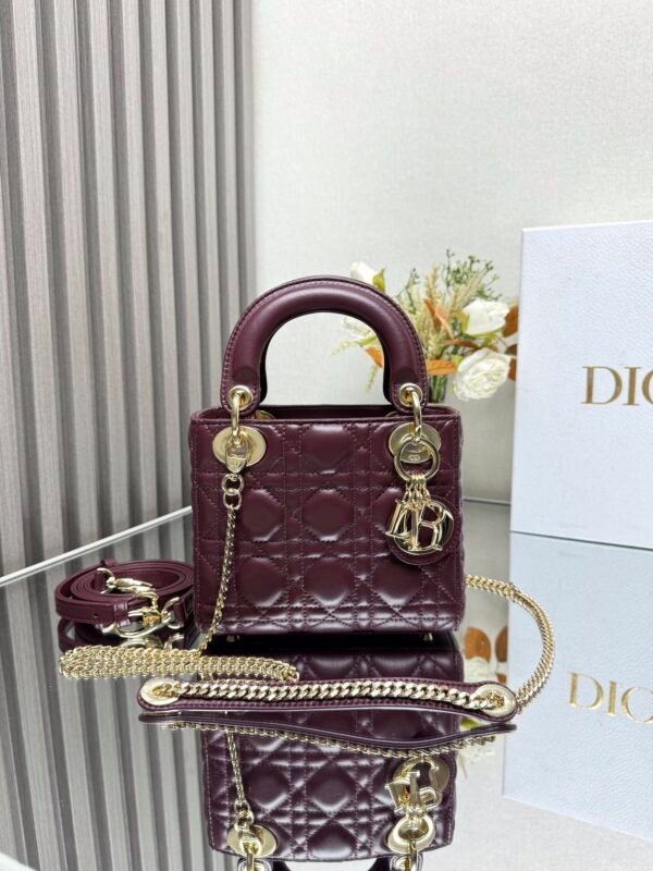 DIOR - Image 2