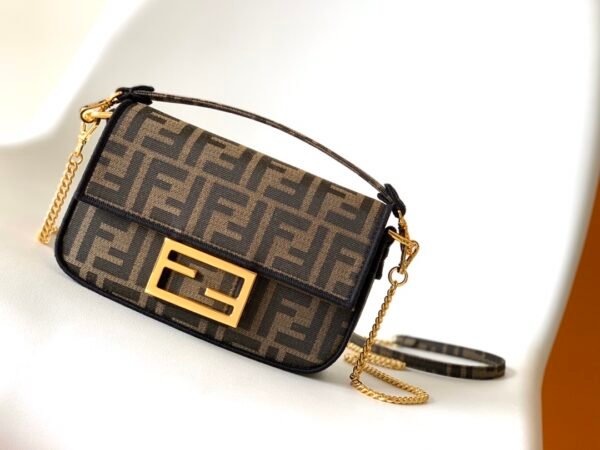 FENDI BAG
