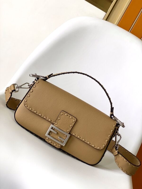FENDI BAG