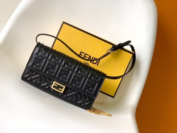 FENDI BAG