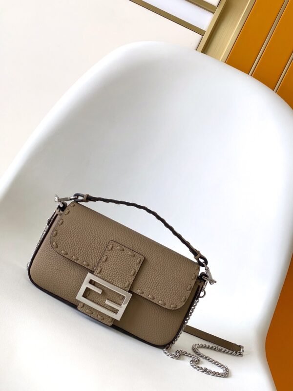 FENDI BAG