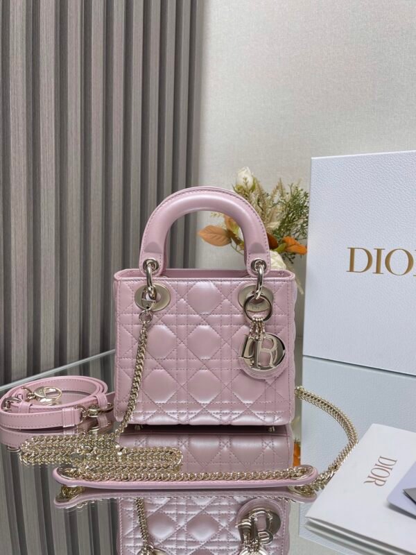 DIOR - Image 2